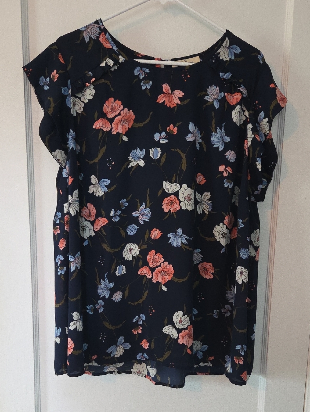 Navy Floral Short Sleeve Blouse - Coral & Light Blue Flowers Les Serein
